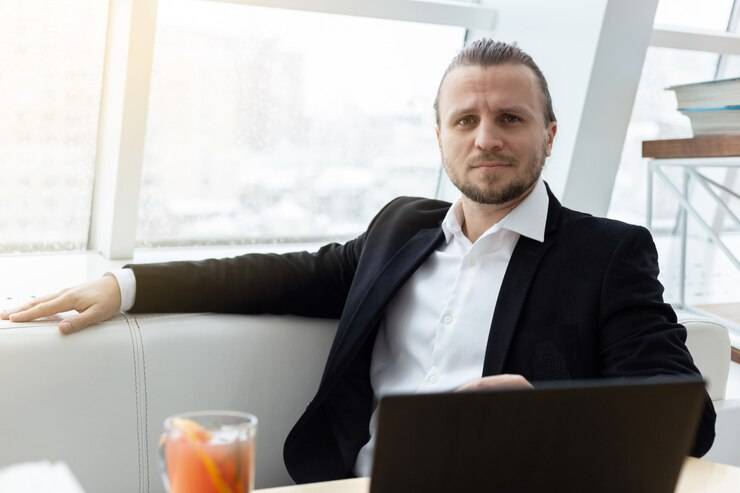 Директора в компании